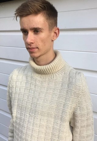 MENS VINTAGE 80S BEIGE CREAM PATTERNED JUMPER SWEATER TOP