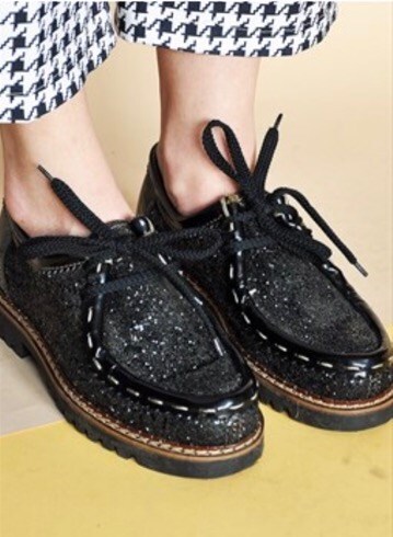 90s Glitter Oxford shoes from Measure the Treasure