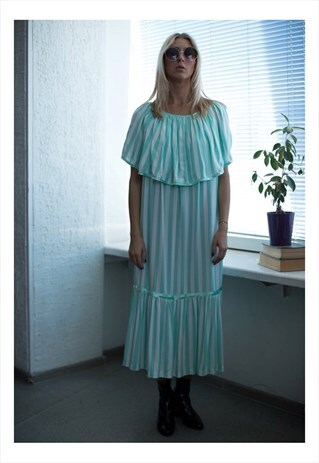 VINTAGE 80'S GREEN/WHITE STRIPED RUFFLE COLLAR DRESS