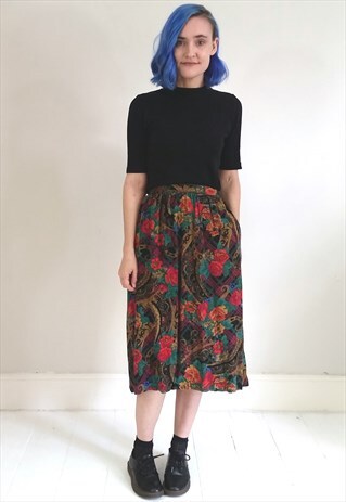 VINTAGE 80'S GREEN AND RED FLORAL SKIRT