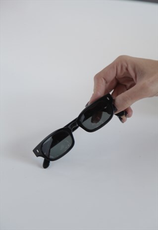 VINTAGE CALVIN KLEIN SUNGLASSES, BLACK FRAME, DARK GRAY LENS
