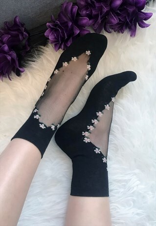 SHEER FLORAL ANKLE SOCKS
