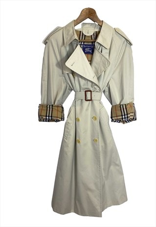 Unisex vintage Burberry trench coat size XL
