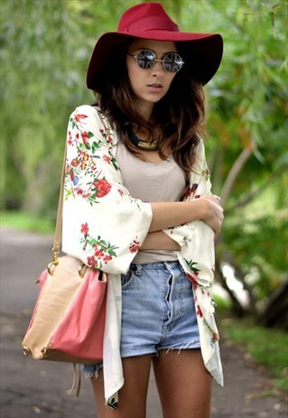 FLORAL FRAME KIMONO