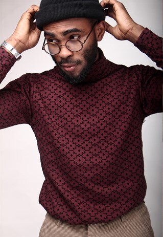 BLOOD VINE TURTLENECK