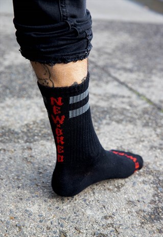 BLACK RED GOTHIC SOCKS