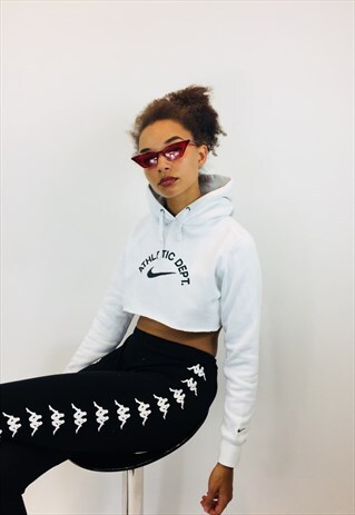 NIKE SPELLOUT EMBROIDERED CROPPED HOODIE