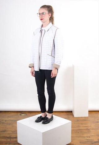 REVERSIBLE QUILTED JACKET / BEIGE AND WHITE VEST