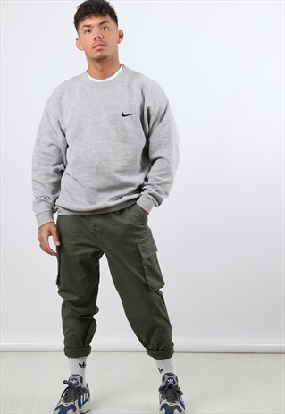 VINTAGE NIKE GREY EMBROIDERED LOGO SWEATSHIRT