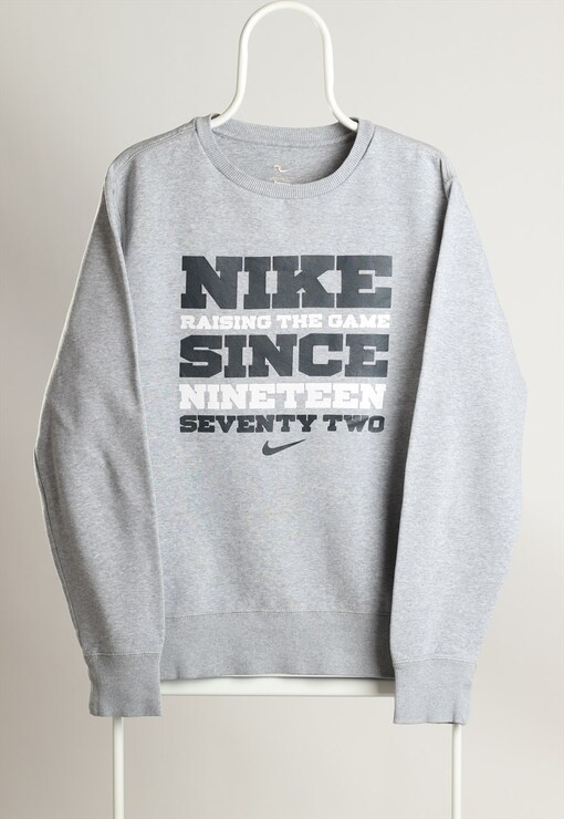 garment image