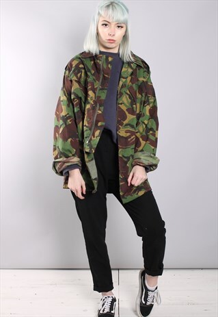 VINTAGE ARMY CAMO JACKET