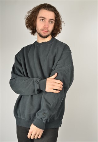 VINTAGE CHAMPION SWEATSHIRT IN BLACK