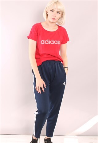 VINTAGE ADIDAS T-SHIRT