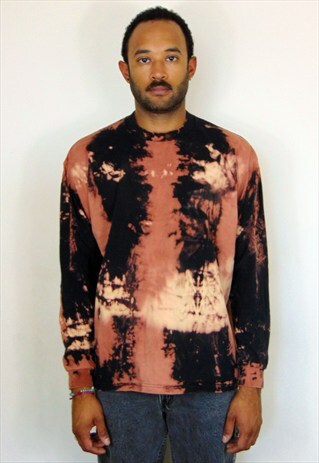 90S MINIMALIST SKATER BLEACHED LONG SLEEVE TEE LARGE