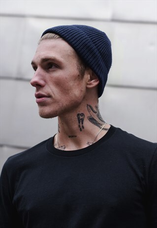 SMALL WINTER TRAWLER FISHERMAN BEANIE HAT - NAVY BLUE