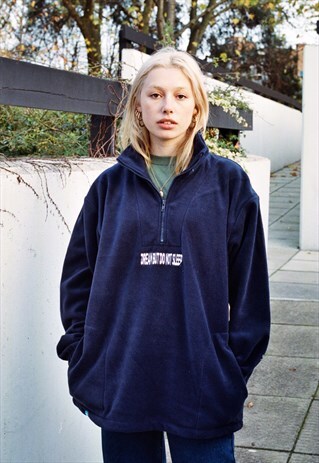 FLEECE IN NAVY WITH DREAM BUT DO NOT SLEEP EMBROIDERED DESIG