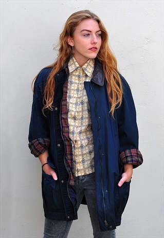 VINTAGE NAVY BLUE WAX JACKET