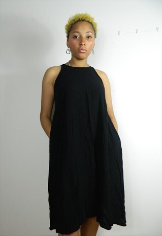 BLACK MINIMAL DRESS