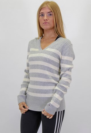 VINTAGE TOMMY HILFIGER SWEATER