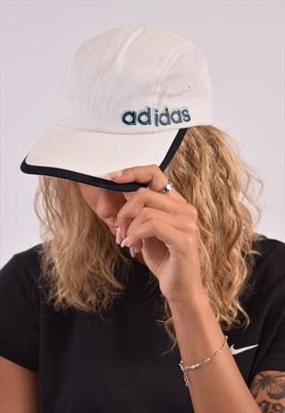 VINTAGE ADIDAS CAP WHITE