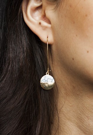 ROUND WHITE MARBLE STONE LONG HOOP EARRINGS