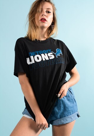 VINTAGE DETROIT LIONS FOOTBALL T-SHIRT