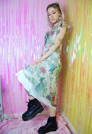 VINTAGE LAYERED MAXI DRESS WITH FLORAL PRINT
