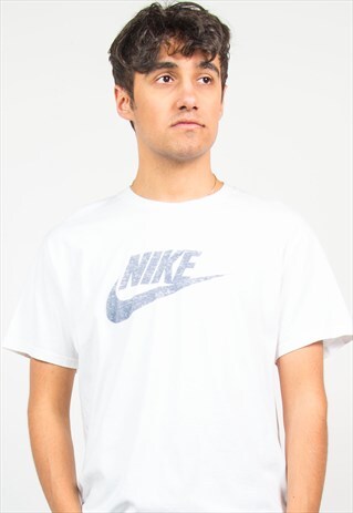 NIKE T-SHIRT SPELL OUT