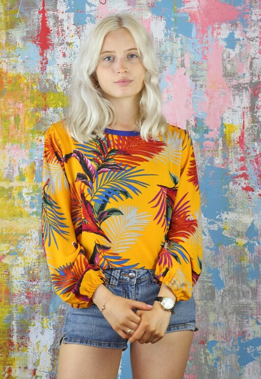 garment image