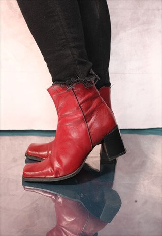 VINTAGE Y2K RED LEATHER ANKLE BOOTS
