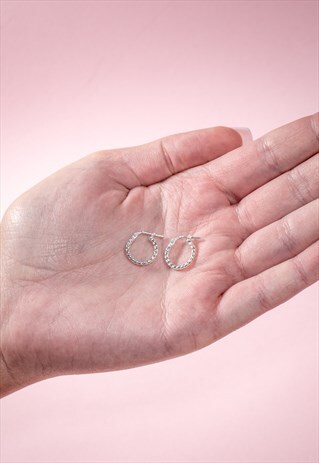 STERLING SILVER TWISTED HOOPS
