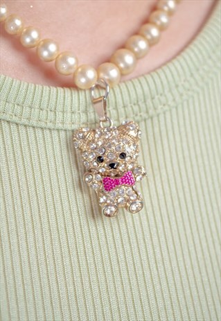 VINTAGE FAUX PEARL DIAMANTE BEAR NECKLACE