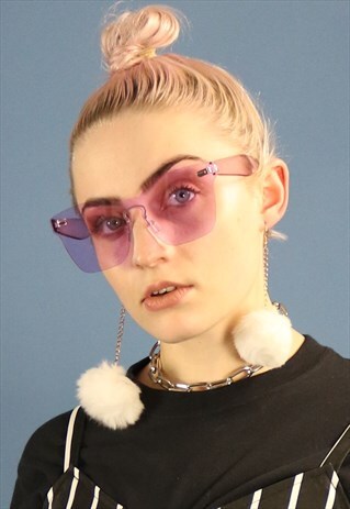 FLUFFY POMPOM EARRINGS IN WHITE