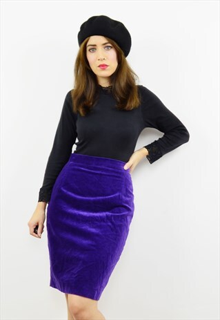 VINTAGE 90S DARK PURPLE VELVET MINI PENCIL SKIRT