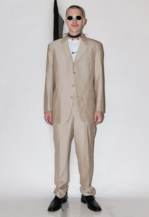 garment image