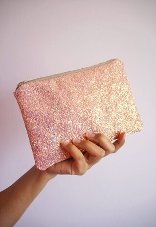 GLITTER MAKEUP BAG IN BUBBLEGUM PINK