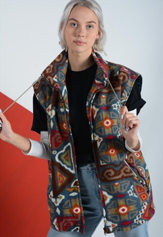 VINTAGE SLEEVELESS FLEECE IN AZTEC PATTERN.