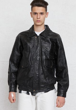 VINTAGE BLACK LEATHER JACKET