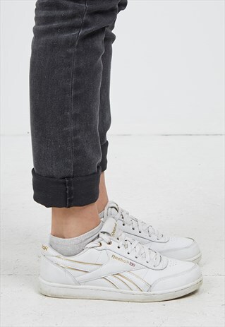VINTAGE WHITE REEBOK LEATHER TRAINERS