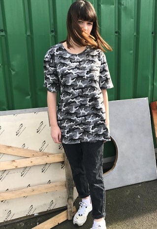 OVERSIZED GREY CAMO CAMOFLAGE T-SHIRT