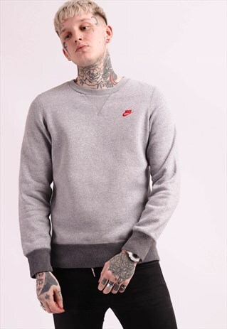 VINTAGE NIKE SWEATSHIRT
