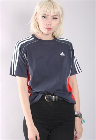 VINTAGE ADIDAS T-SHIRT