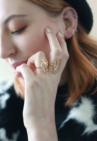 GOLD LINEAR ABSTRACT FACE RING SET