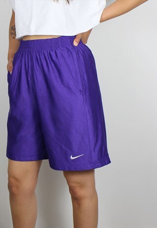 VINTAGE NIKE SHORTS W TICK LOGO FRONT