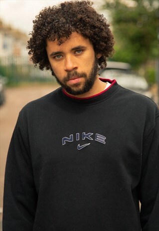 VINTAGE NIKE SPELLOUT SWEATSHIRT