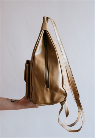 VINTAGE 90S TRIANGLE BACKPACK RUCKSACK
