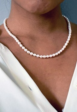 Women's 16" Faux Pearl Beads Necklace Chain - White