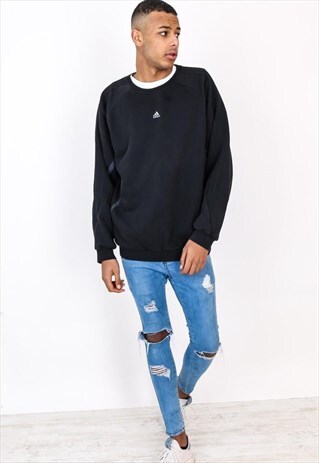 VINTAGE ADIDAS SWEATSHIRT