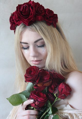 ROUGE PONY - MAROON ROSE CROWN