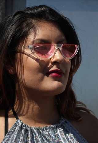 HALF MOON SUNGLASSES IN PINK